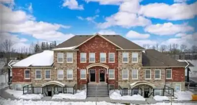 Modern 2 Bed, 2 Bath Condo Townhouse for Rent Welcome to your next home! This beautiful, modern cond...