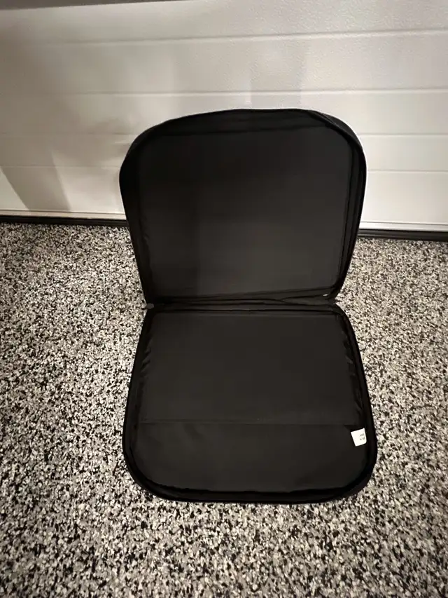 computer bag in Laptop Accessories in Edmonton - Image 5