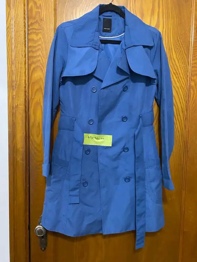 LOT de Trench-coats et manteau in Women's - Tops & Outerwear in Sherbrooke - Image 5
