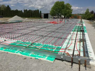 Made in Canada Moulded "pucks" ЕPS Insulation Board, accepts 1/2" & 5/8" hydronic heating pipе. Pipe...
