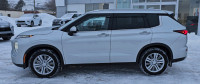 2024 MITSUBISHI OUTLANDER SE ( AS NEW ) WELL UNDER 8000KMS !