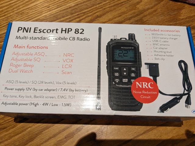 CB radio portative PNI Escort HP82 (europe seulement) dans Autre  à Ville de Montréal