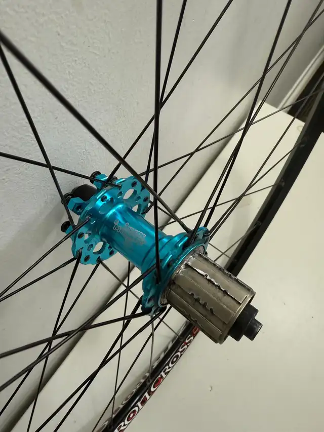 Stan's NoTubes Iron Cross With Circus Monkey HDW MTB Disc Hub in Frames & Parts in Markham / York Region - Image 6