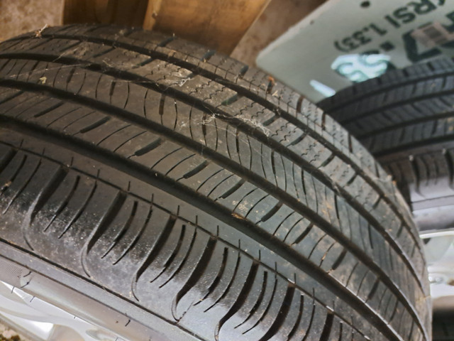 Rims and tires  215/60/R16 95T in Tires & Rims in Gatineau - Image 3