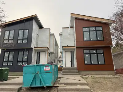 BRAND NEW LUXURY INFILL WITH LEGAL SUITE & DOUBLE GARAGE Address: 49 Hunter St NW, Calgary, AB (High...