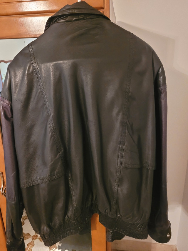 Mens leather jacket dans Hommes  à Ville de Montréal - Image 2