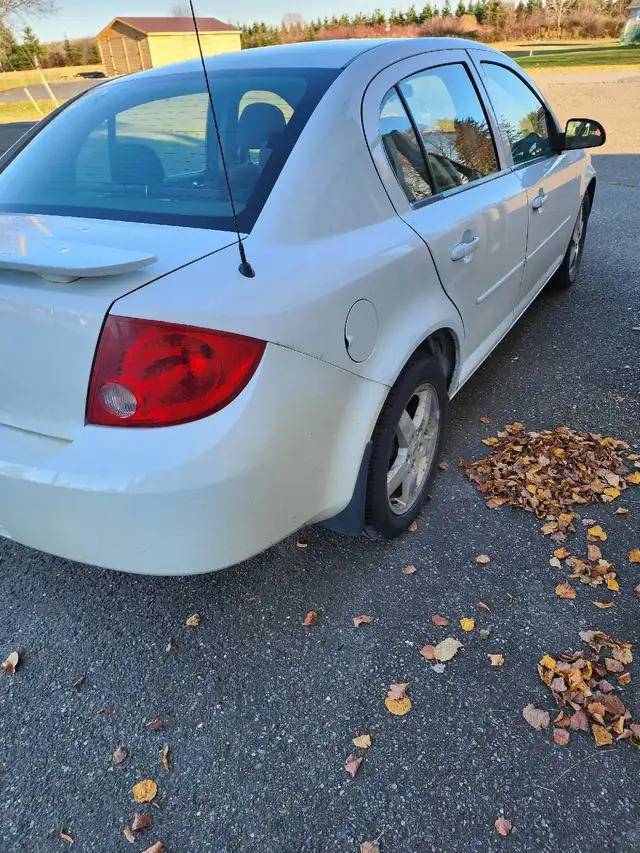 4 winter tires Chevrolet Cobalt 2010 used 1 season in Tires & Rims in Edmundston - Image 4