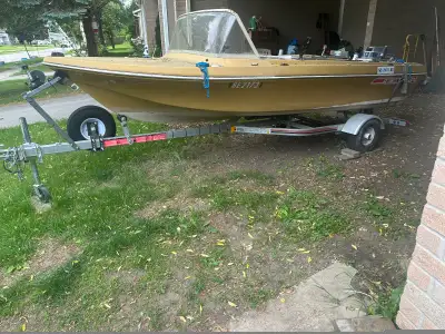 1975 thundercraft boat no leaks 25 hp evinrude with electric start runs excellent. Trailer (ownershi...