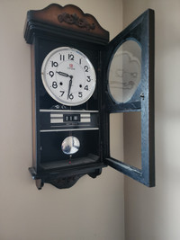 pendulum wall clock