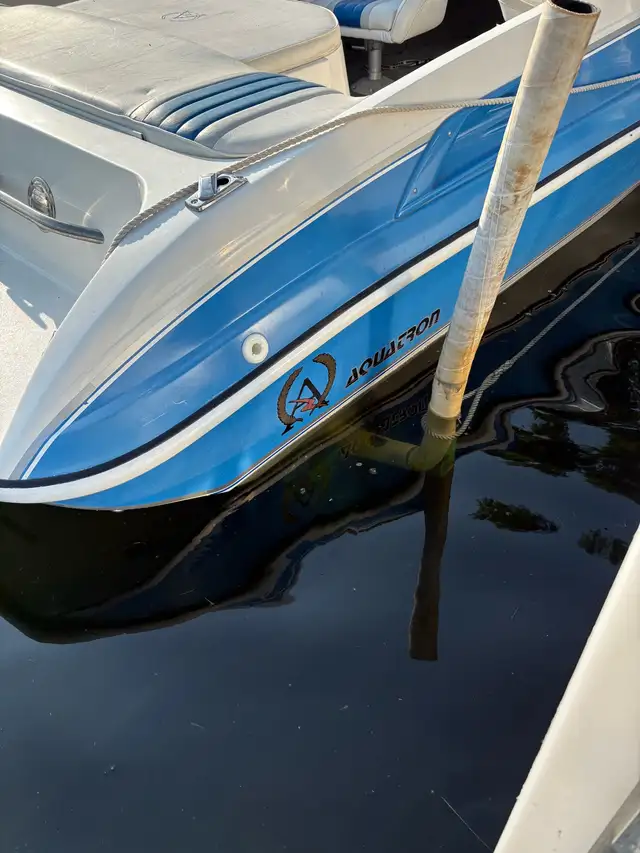 boat for sale in Powerboats & Motorboats in Regina - Image 4