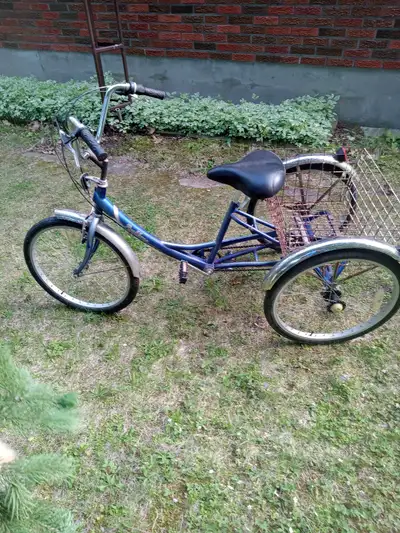 3 wheel bike $60, View more