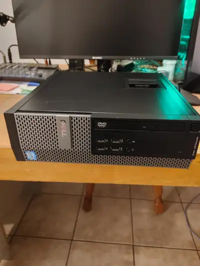 Ordinateur Dell Optiplex 7010 i7 Windows 11 Rapide comme neuf !!, View more