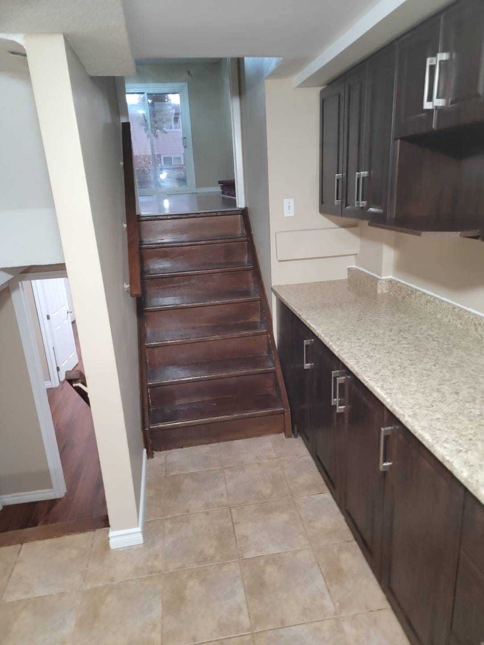 3 BEDROOM BASEMENT IN BRAMPTON 4