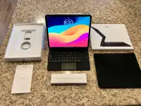 12.9 iPad Pro 5th Generation 256gb Cellular with Accessories