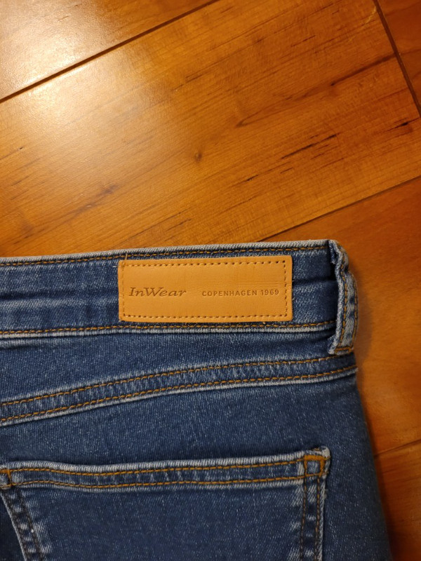 Pantalon en jeans - denim - femme - jeans grandeur 28 - Neuf dans Femmes - Pantalons et shorts  à Lévis - Image 4