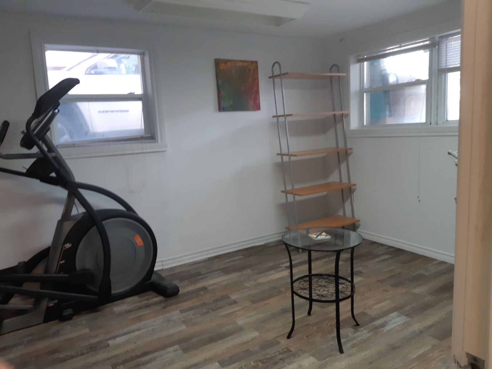 A LOUER-FOR RENT 3 1/2 — photo 2