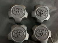 Toyota RAV4 centre cap (Genuine OEM)