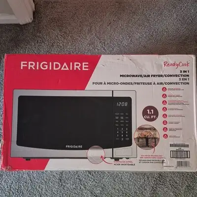 Microwave-1.1cu.AIRFRYER-3 IN 1-STAINLES STEEL-inbox-$149-NO TAX, View more
