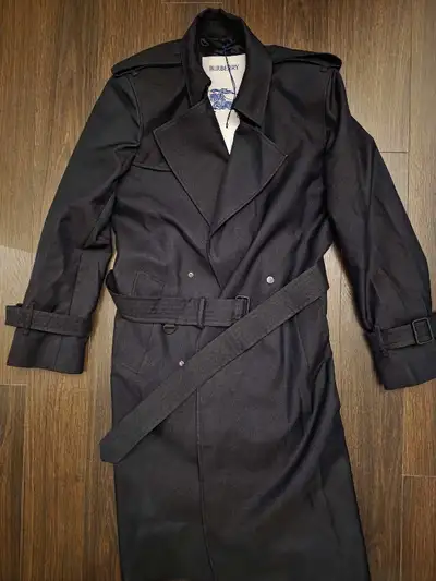 Burberry Trenchcoat NEW Mens, View more