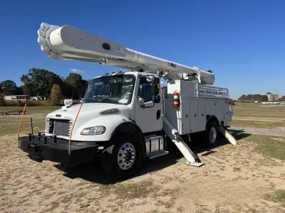 2017 Freightliner Altec AM55-MH 115,970 Miles 60ft Working height Automatic Transmission Model M2106...