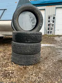 225/55 R17 Set of 4 snow tires, lots of tread