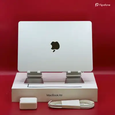 MacBook Air 15" M4 512GB 16GB / MacBook Air 13" inch M3 256GB 8G, View more