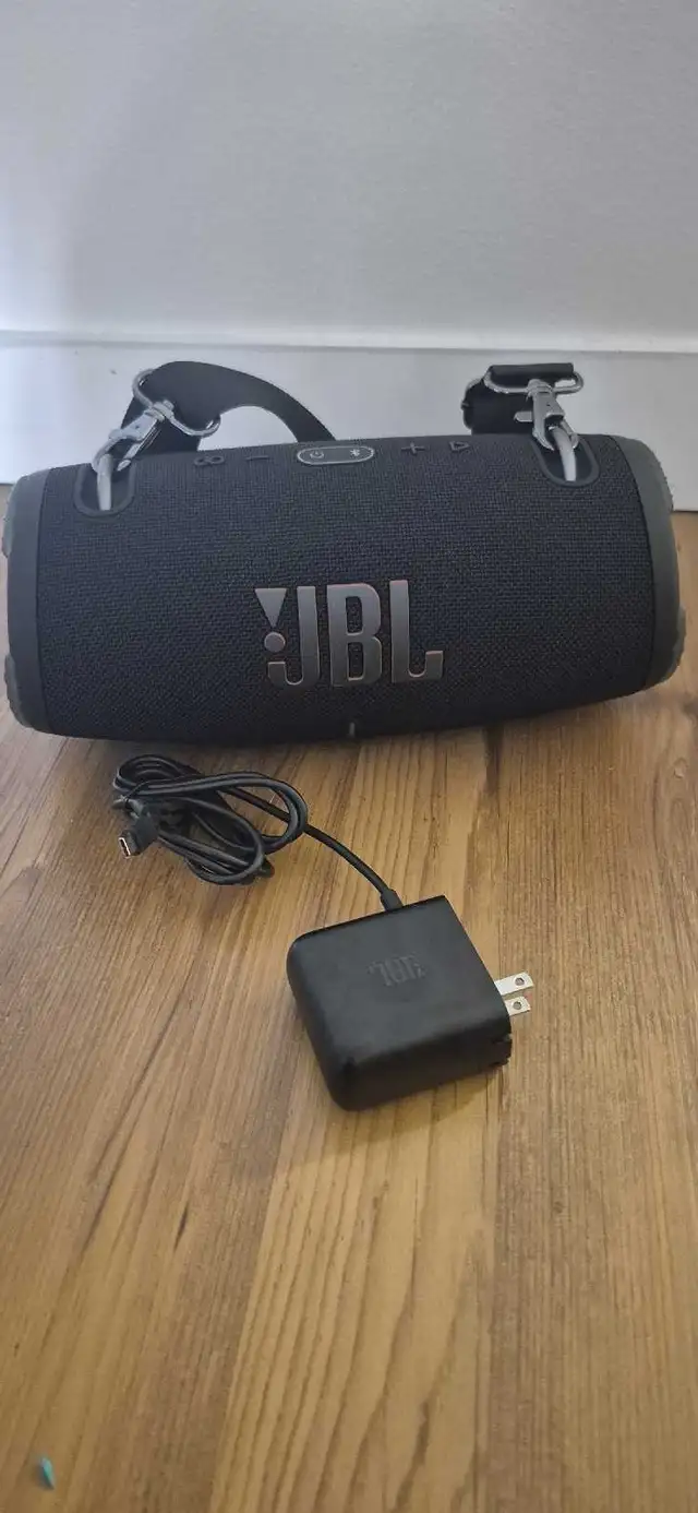 JBL Xtreme 3 - Portable Bluetooth Speaker in Speakers in Delta/Surrey/Langley - Image 2