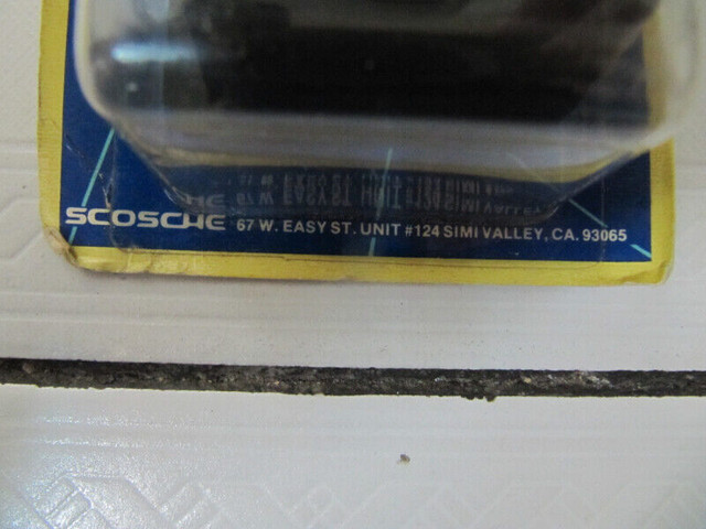 Scosche ACU Car Audio Cover Up For Car/Truck/Boat Circa 1985 USA in Arts & Collectibles in Mississauga / Peel Region - Image 3