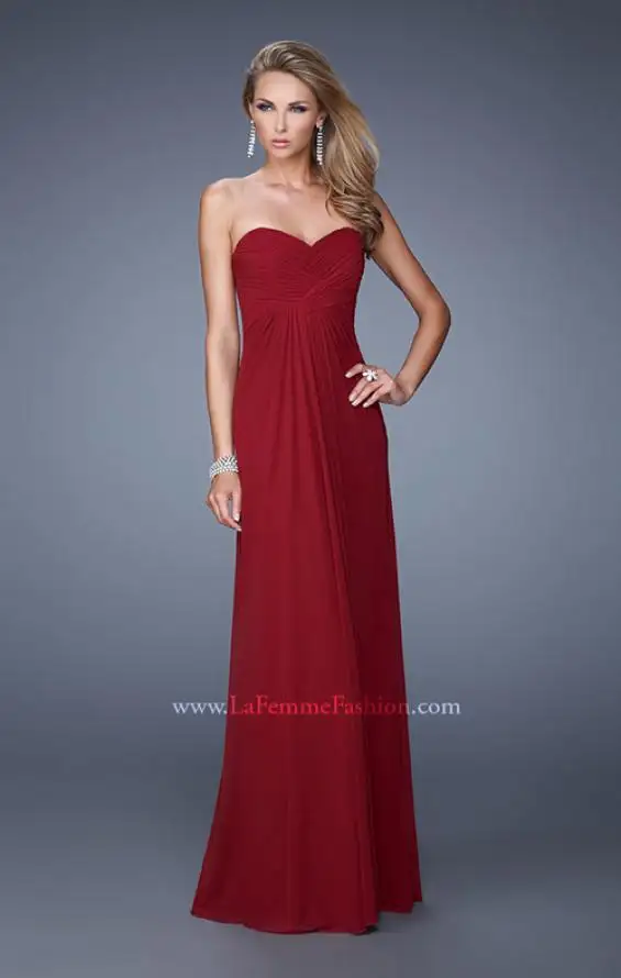 La Femme Red Open Back Dress in Women's - Dresses & Skirts in Kitchener / Waterloo - Image 3