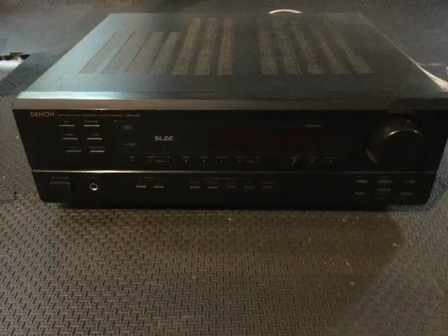 Denon Stereo  in Stereo Systems & Home Theatre in Kingston - Image 2