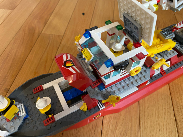 LEGO Fire Boat - It floats in Toys & Games in Ottawa - Image 3