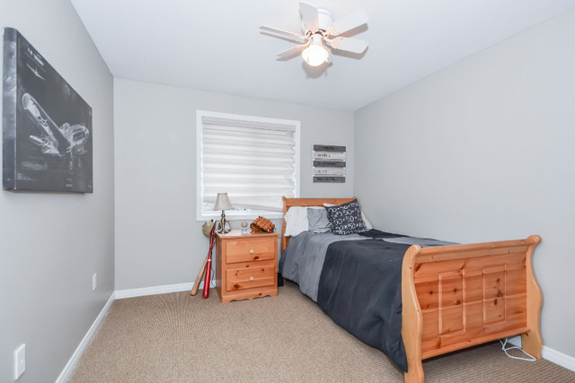 ***Luxurious Room for Rent Guelph*** in Long Term Rentals in Guelph - Image 3