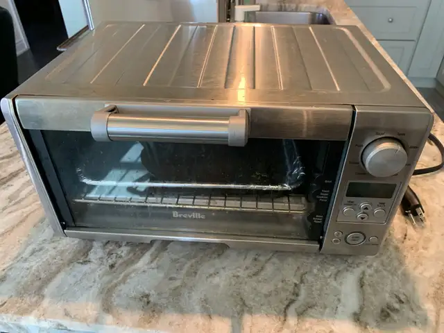 BREVILLE Mini Smart toaster oven in Toasters & Toaster Ovens in Markham / York Region - Image 9