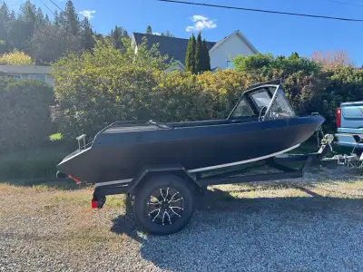 This used mini jet boat is a rugged, custom-built machine perfect for shallow water exploration and...