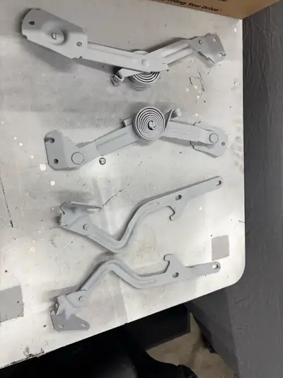 1985 square body Chev hood hinges $85 ,call or text 416-458-1835
