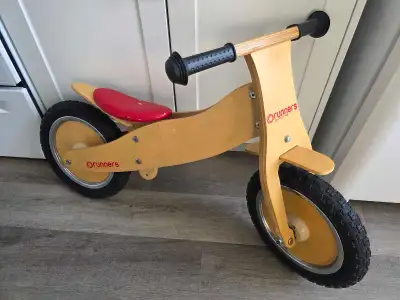 RUNNERS Classic Wooden Balance Bike for Toddlers, View more