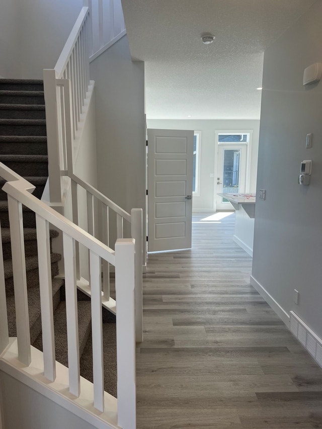SPACIOUS HOUSE (BRAND NEW) FOR RENT PINE CREEK SW CALGARY! Long Term Rentals Calgary Kijiji