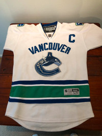 Vancouver Canucks Lunar Year Rat Jersey and commemorative items