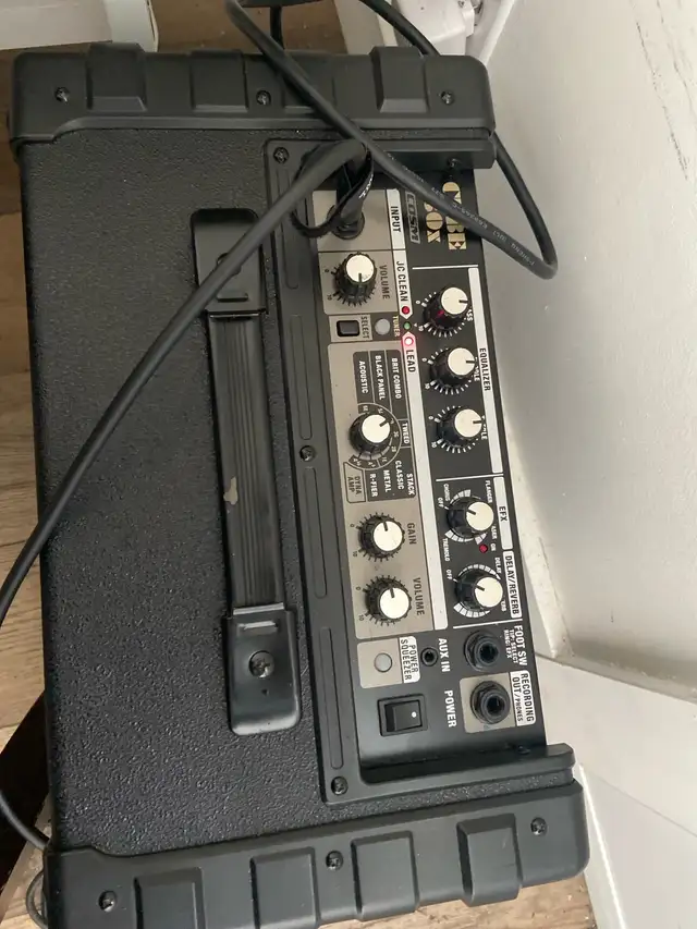 ampli guitar in Amps & Pedals in City of Montréal - Image 3