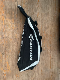 Easton baseball bat bag great condition