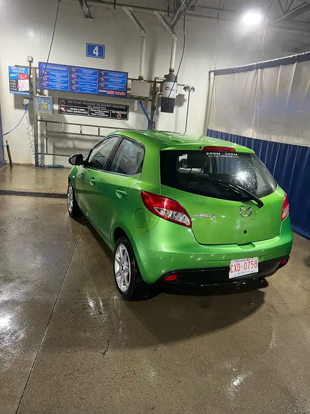 2013 Mazda 2 508551368184309761