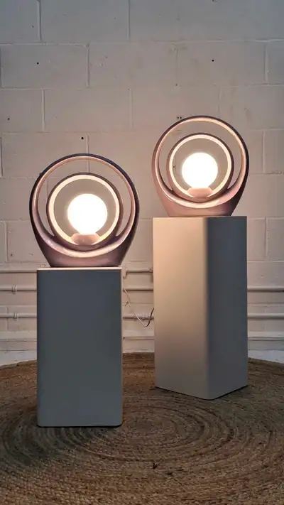 Set of 2 vintage post-modern "Halo" ceramic tables lamps, View more