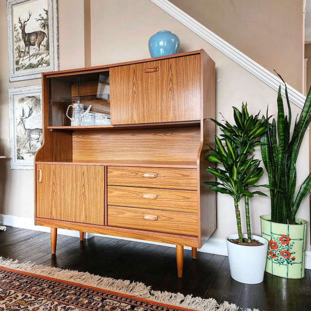 Vintage Mid Century Highboard/ Liqour Cabinet/ Sideboard in Hutches & Display Cabinets in Strathcona County