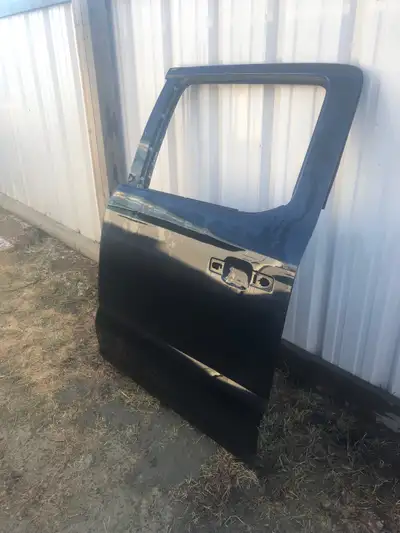 Left Rear Crew Cab Door Shell For 2015-2020 Ford F-150. Also Compatible For 2017-2022 Ford F-250, F-...