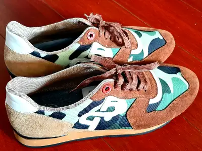 OPP France.Lace-Up Paint Sneakers.Size 11, View more