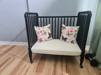 Black Crib-Daybed/Toddler Bed  Alt Style, View more