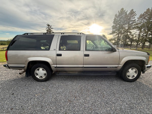 1998 GMC Suburban