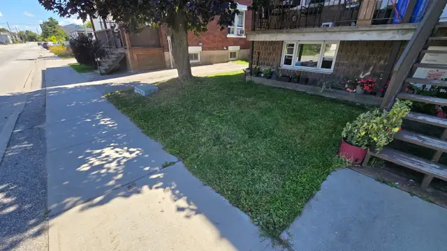 ALL SNOW - SPRING/SUMMER/FALL LAWN CUTS in Snow Removal & Property Maintenance in North Bay - Image 4