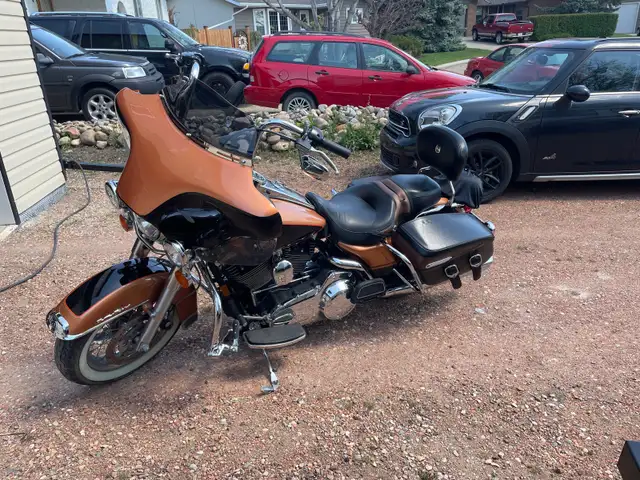 Harley Road King  in Touring in Red Deer - Image 4