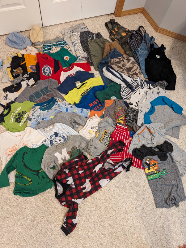 Baby clothes (6-12mo) in Clothing - 6-9 Months in Lloydminster